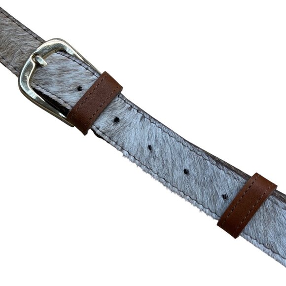 Puro Utz Pin Pin Cowhide & Leather Adjustable Strap Zippered Pocket Bucket Bag - Picture 8 of 13